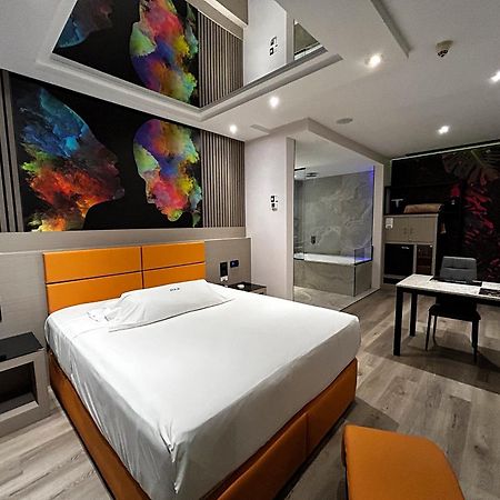 Zouk Hotel (Adults Only) Alcalá de Henares Eksteriør billede
