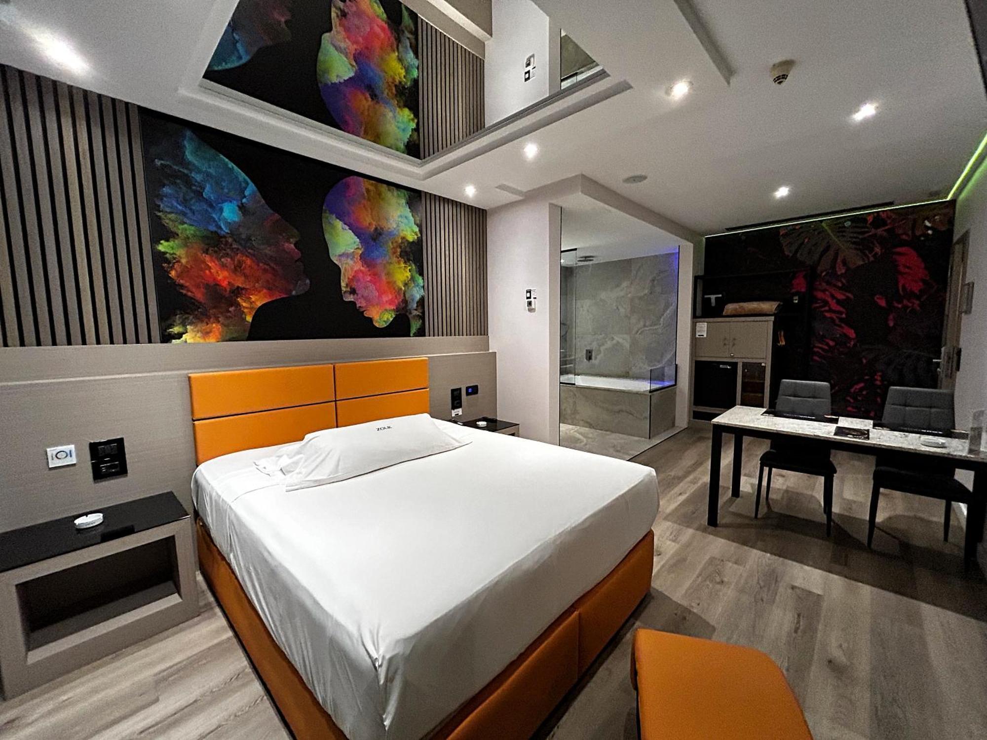 Zouk Hotel (Adults Only) Alcalá de Henares Eksteriør billede