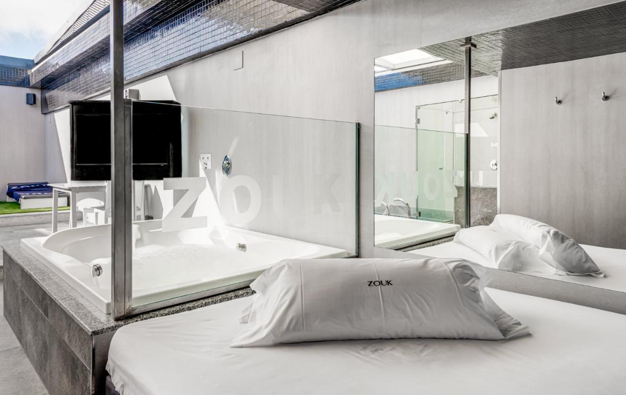 Zouk Hotel (Adults Only) Alcalá de Henares Eksteriør billede
